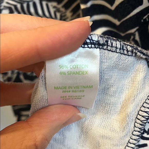 Lilly Pulitzer Navy and White Zip Up Top - Size XSmall - Picture 7 of 8